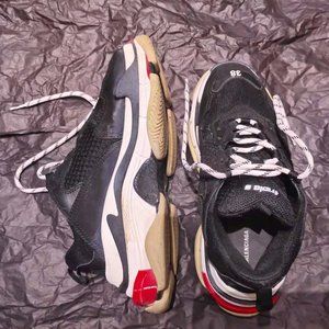 (sold) Balenciaga Triple S Sneaker